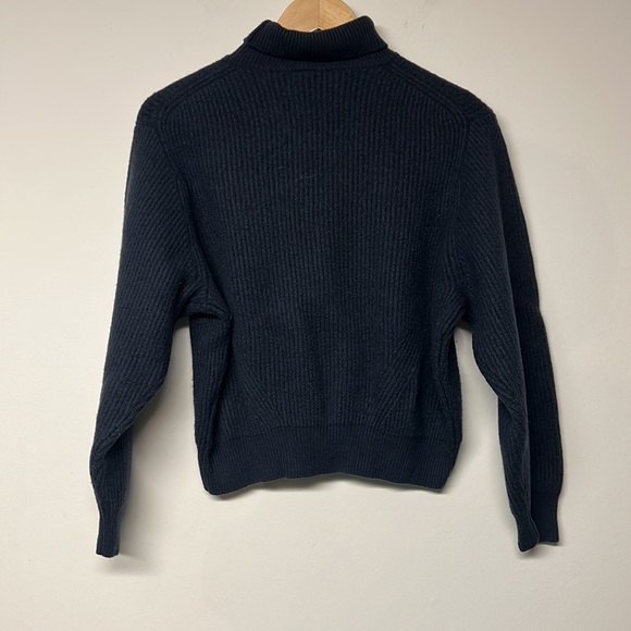 RARE Icicle Navy Blue Thick Ribbed 100% Wool Turtle Neck Sweater - Picture 9 of 9